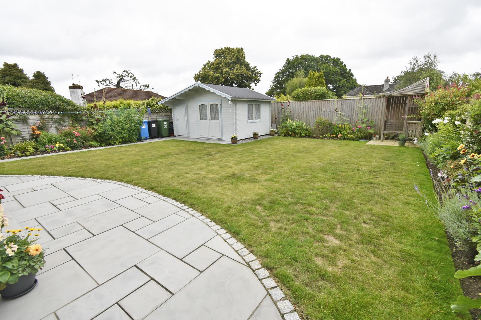 A GARDEN 2.JPG